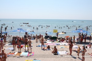 Plaja turisti Litoral